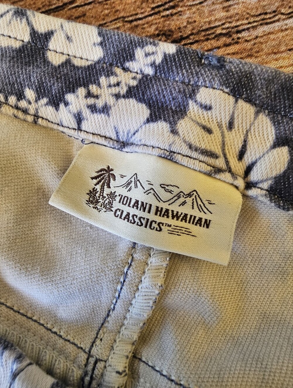 UNIQLO x Iolani Hawaiian Classics Floral Crop Leggings Jeans Pants - Picture 7 of 8